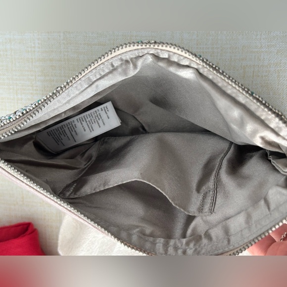 NWT Beautiful beaded evening clutch / wristlet in silver & turquoise - Picture 9 of 13